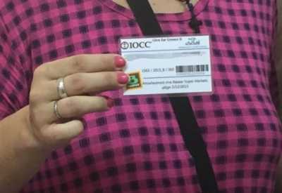 Προπληρωμένες κάρτες για τρόφιμα σε οικογένειες έδωσε η «Αποστολή»