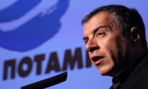 Θεοδωράκης: Αναπόφευκτες οι κάλπες εντός του 2015