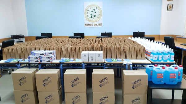 Μάσκες και αντισηπτικά σε κάθε μαθητή δίνει ο δήμος Φυλής