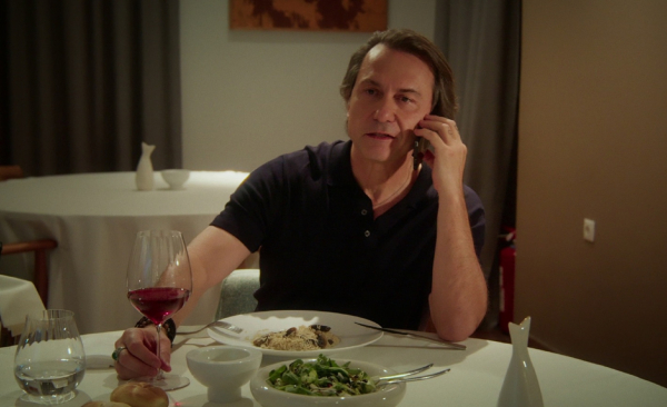 «Να μ’ αγαπάς»: Ο Άγγελος πέφτει θύμα της ίδιας του της παγίδας...