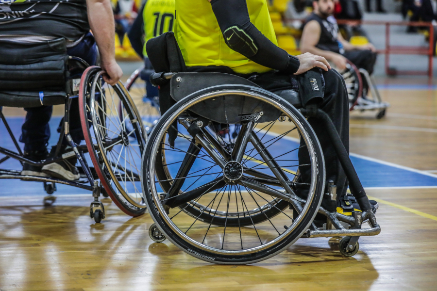 Έφτασε ο «Προσωπικός Βοηθός» σε όλη την Ελλάδα - Τι είναι και πώς λειτουργεί