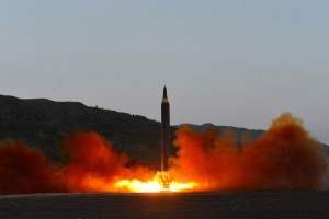 Νέα εκτόξευση πυραύλου από την Βόρεια Κορέα - Ενημερώθηκε ο Τραμπ