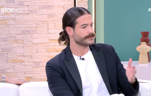 Άρης Μουγκοπέτρος: «Ζητάω συγγνώμη για να μην μου στείλει και άλλο εξώδικο»