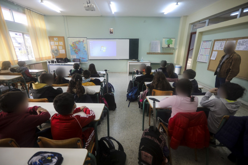 Αλλαγές σε όλα τα επιδόματα, οι απουσίες των παιδιών στο σχολείο κρίνουν την καταβολή τους