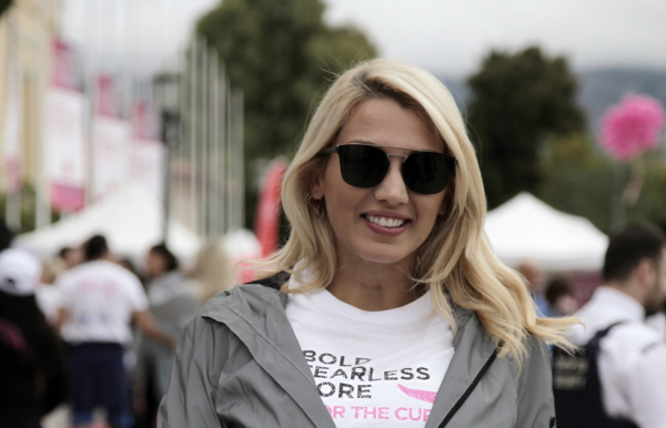 Η Κωνσταντίνα Σπυροπούλου παντρεύτηκε «κρυφά» τον Βασίλη Σταθοκωστόπουλο (βίντεο)