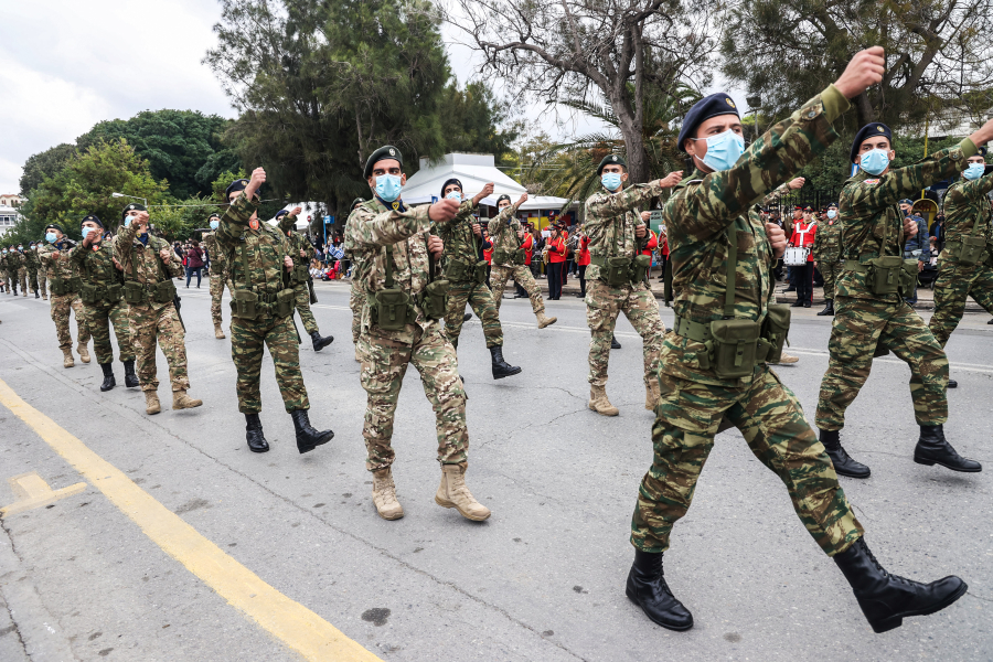 28η Οκτωβρίου: Ποιοι δρόμοι θα είναι κλειστοί και σε ποιους απαγορεύεται η κυκλοφορία