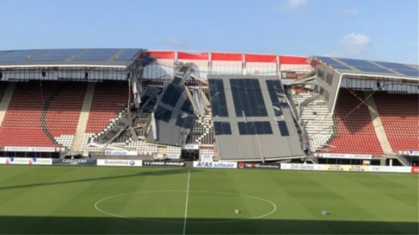 Ολλανδία: Κατέρρευσε το στέγαστρο στο γήπεδο της AZ Aλκμααρ
