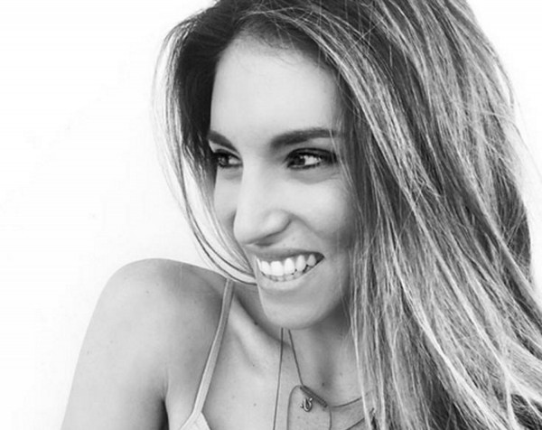 Αθηνά Οικονομάκου περιμένει δεύτερο παιδάκι: «Η κόρη μας θα ολοκληρώσει την ευτυχία μας»