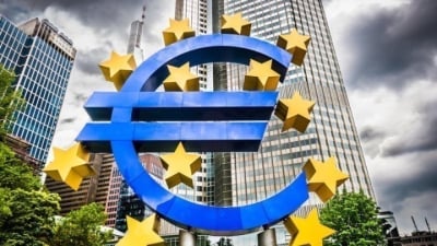 Ομοιότητες και διαφορές στη νομισματική πολιτική της ΕΚΤ και της Fed