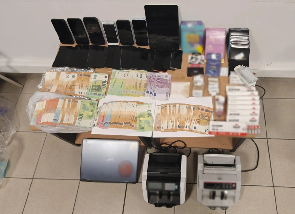 Θεσσαλονίκη: Εξαρθρώθηκε κύκλωμα τοκογλυφίας και εκβιασμών - Τέσσερις συλλήψεις