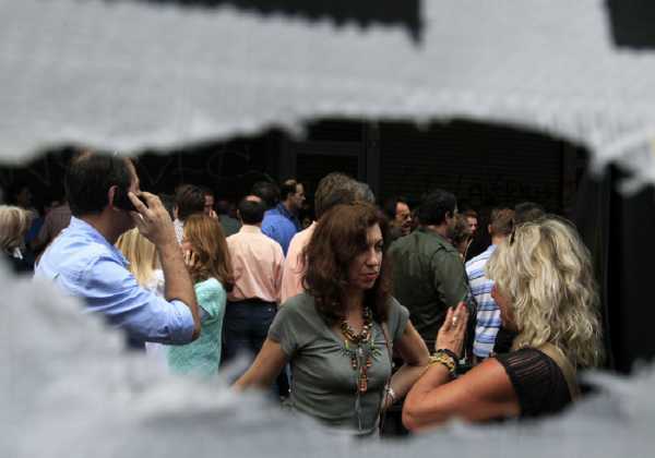 Οι συμβολαιογράφοι ζητούν απαλλαγή της πρώτης κατοικίας από τους πλειστηριασμούς