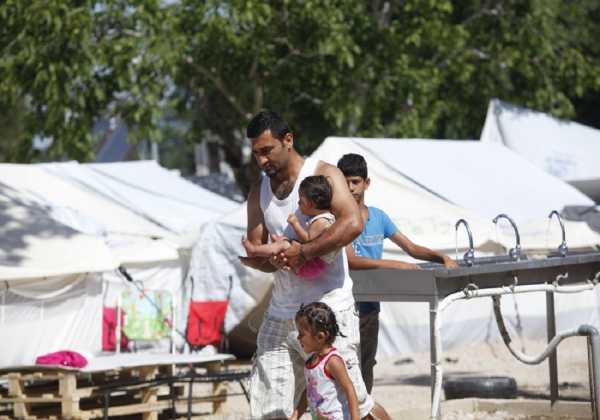 Πάνω από 11.000 οι εγκλωβισμένοι πρόσφυγες στα ελληνικά νησιά