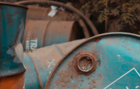 Το πετρέλαιο σε νέο υψηλό έτους - Πάνω από τα 87 δολάρια το Μπρεντ λόγω της σύγκρουσης ΗΠΑ-Ιράν