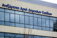 ΑΑΔΕ: Πλήγματα στη «βιομηχανία» νοθείας ποτών με εφόδους σε Αργολίδα και Ηράκλειο