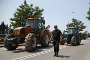 Πού στήνονται μπλόκα αγροτών σήμερα - Στις Εθνικές Οδούς τα τρακτέρ