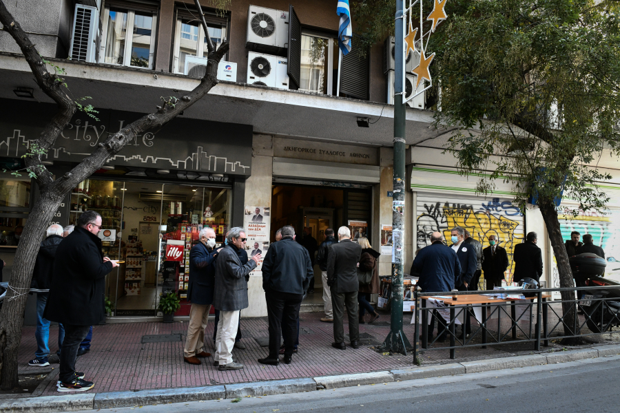 Εκλογές ΔΣΑ: Αναστασόπουλος και Κουτσόλαμπρος στον β&#039; γύρο - Τα αποτελέσματα