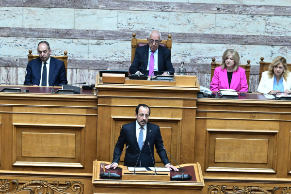 Ν.Χριστοδουλίδης στη Βουλή: Ούτε ως σκέψη δεν υφίσταται η λύση των δύο κρατών
