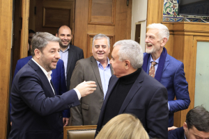 Ποιος… Λοβέρδος λείπει