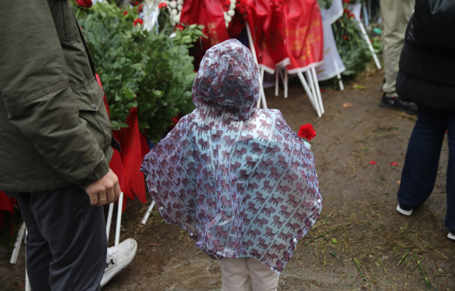 Πολυτεχνείο 2024: 51 χρόνια από την εξέγερση - Υπό βροχή άνοιξε τις πύλες του (εικόνες)