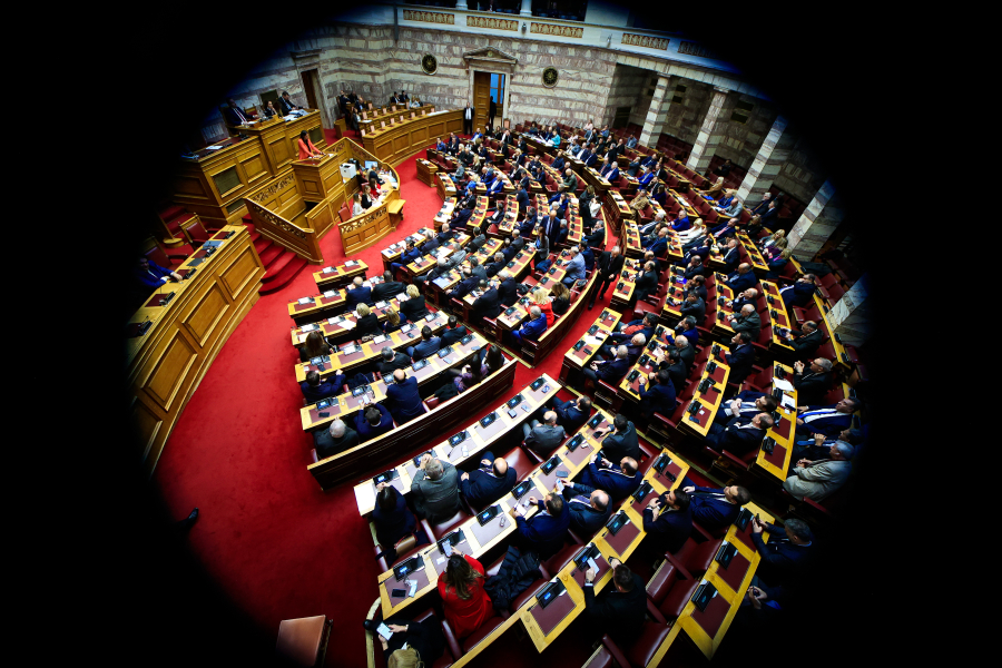 Άκαρπη η πρώτη ψηφοφορία για την εκλογή του νέου ΠτΔ - 160 οι ψήφοι για Τασούλα