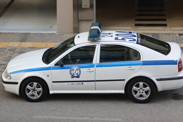 Εκάλη: Συνελήφθη οικιακή βοηθός για κλοπές κοσμημάτων αξίας 40.000 ευρώ