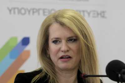 Τζάκρη: Εθνικός στόχος η ανάπτυξη της βιομηχανίας