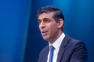 Ο Σούνακ και η ισχνή μειοψηφία στη Βρετανία