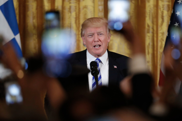 Ο Τραμπ υποδέχθηκε την ελληνική ομογένεια για την επέτειο της 25ης Μαρτίου - Bίντεο