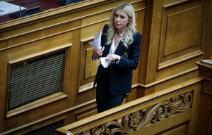 ΟΠΕΚΕΠΕ: Θύελλα από τις αποκαλύψεις για την Αραμπατζή - Ο διάλογος με τον Μελά για το «καραμανλικό στέλεχος»