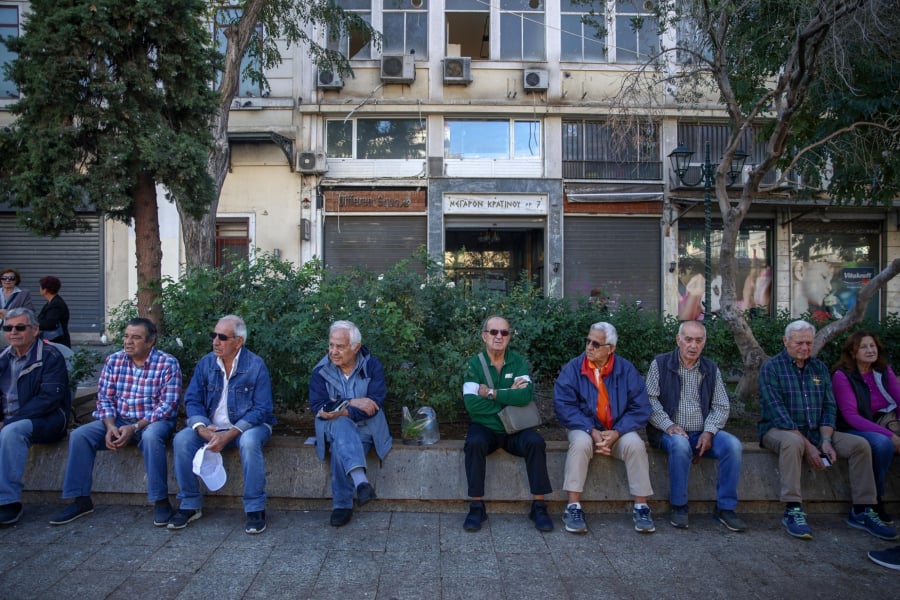 Κύμα φυγής για σύνταξη