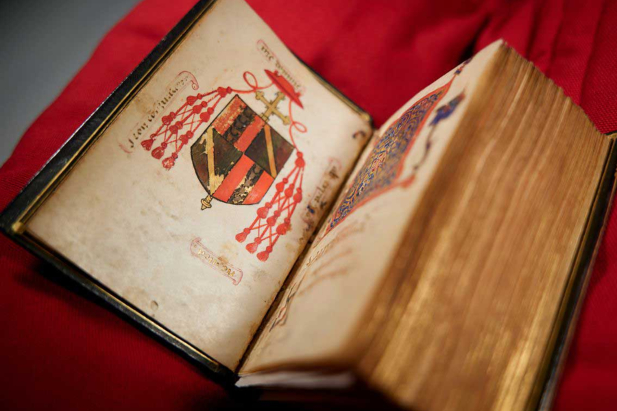 Γαλλία: Επανενώθηκαν τα δύο μέρη ελληνικού χειρόγραφου του 13ου αιώνα