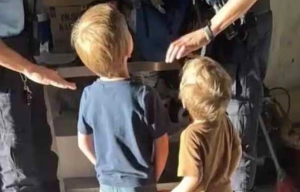 Πορτογαλία: Μητέρα εγκατέλειψε τα δύο παιδιά της στον δρόμο και προφυλακίστηκε