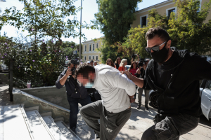 Βιασμός 12χρονης στα Σεπόλια: Έρχονται τουλάχιστον 5 νέες συλλήψεις, πώς τους εντόπισε η ΕΛ.ΑΣ -Το προφίλ του 53χρονου «θεοσεβούμενου»