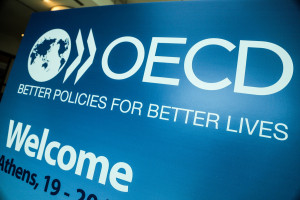 Κορονοϊός: Εφιαλτικές προβλέψεις ΟΟΣΑ για την ελληνική οικονομία - Μείωση έως και 35% του ΑΕΠ στην Ελλάδα