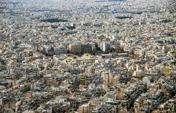 Στο 15% από 3% αυξάνεται ο φόρος μεταβίβασης για υπηκόους τρίτων χωρών - «Φρένο» στις μαζικές αγορές ακινήτων