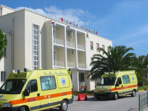 Τραγική εξέλιξη στην Κόρινθο: Πήγαν στο επισκεπτήριο φίλης τους και διασωληνώθηκαν μετά από τροχαίο