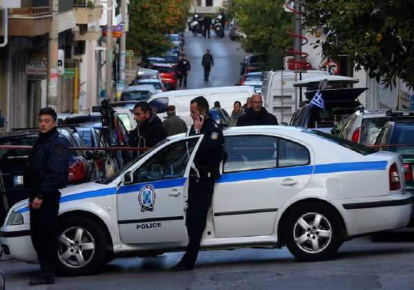 «Συναγερμός» από ύποπτο αντικείμενο μπροστά σε τράπεζα στο κέντρο της Θεσσαλονίκης