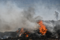 Two Dead as Fast-Moving Wildfire Sweeps Across Salamina Near Athens