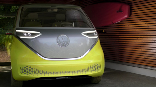 Το νέο Volkswagen ID. Buzz αναδείχτηκε «Ηλεκτρικό Αυτοκίνητο της Χρονιάς» στα βραβεία «Top Gear Electric Awards 2022».