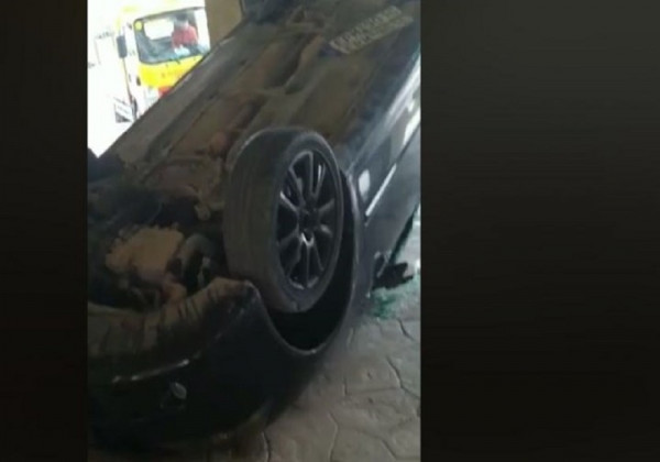 «Βομβαρδισμένο τοπίο» πυλωτή πολυκατοικίας - Βανδάλισαν και αναποδογύρισαν αυτοκίνητα (vid)