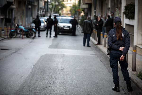 BBC: Στην «black list» των Ελλήνων αναρχικών τα Airbnb των Εξαρχείων