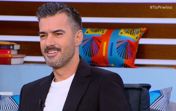 Γιάννης Τσιμιτσέλης: Απαντά για τις κριτικές και το «Όπου υπάρχει Ελλάδα» (Βίντεο)