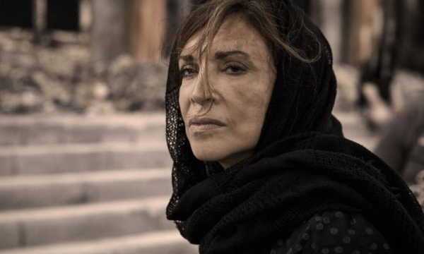 Η Μιμή Ντενίση μεταμορφώνεται σε Αγία Φιλοθέη την «Κυρά των Αθηνών»