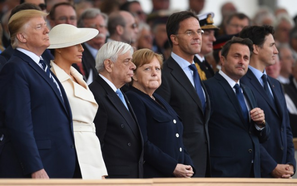 ﻿Απόβαση στη Νορμανδία 2019: «Αγκαζέ» με Ελισάβετ, Μέρκελ και Μελάνια ο Προκόπης Παυλόπουλος