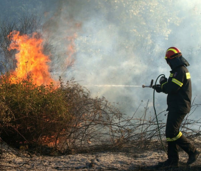 Ακραίος κίνδυνος πυρκαγιάς αύριο Τρίτη σε εννιά περιοχές
