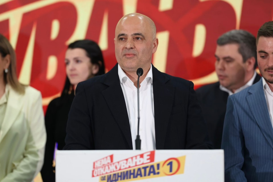 Βόρεια Μακεδονία: Παραιτήθηκε ο πρόεδρος του SDSM - Τέως πρωθυπουργός και αντικαταστάστης του Ζάεφ