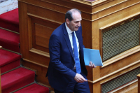 Ο πολιτικός κόσμος αποχαιρετά τον Απόστολο Βεσυρόπουλο