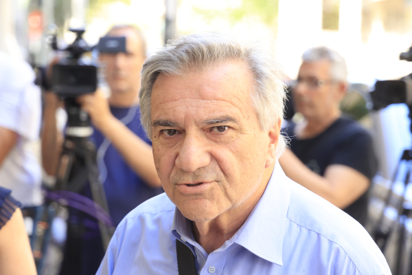 Κινείται ο Καστανίδης