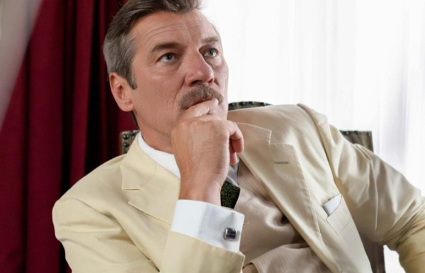 Ο Γιάννης Στάνκογλου μπαίνει στο Grand Hotel