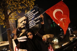Τουρκία: Περισσότεροι από 1.800 υπάλληλοι επέστρεψαν στις δουλειές τους